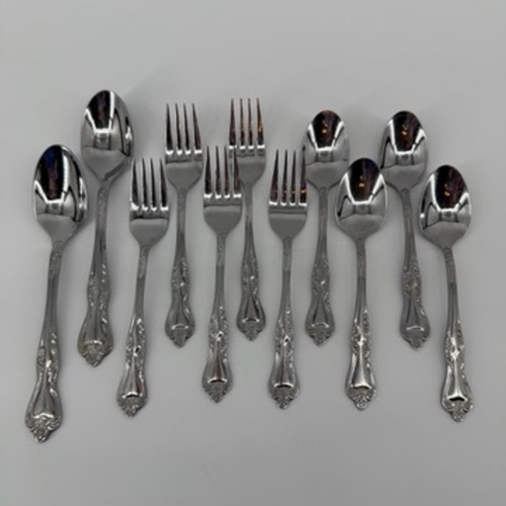 Oneida Azalea Stainless Flatware 11pc Lot Tablespoons Salad Forks‎ Teaspoons